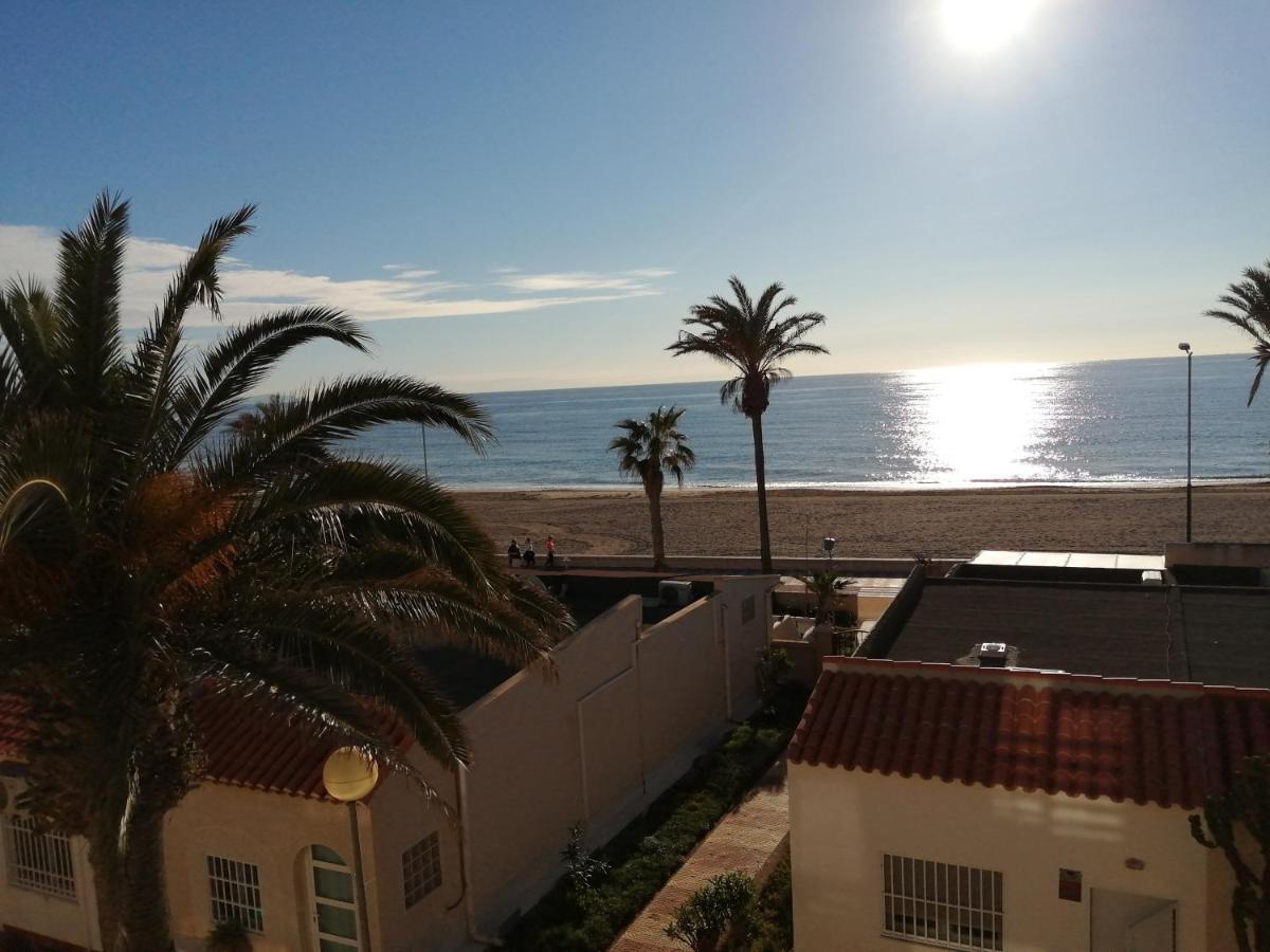 Estudio Frente Al Mar Roquetas de Mar Dış mekan fotoğraf