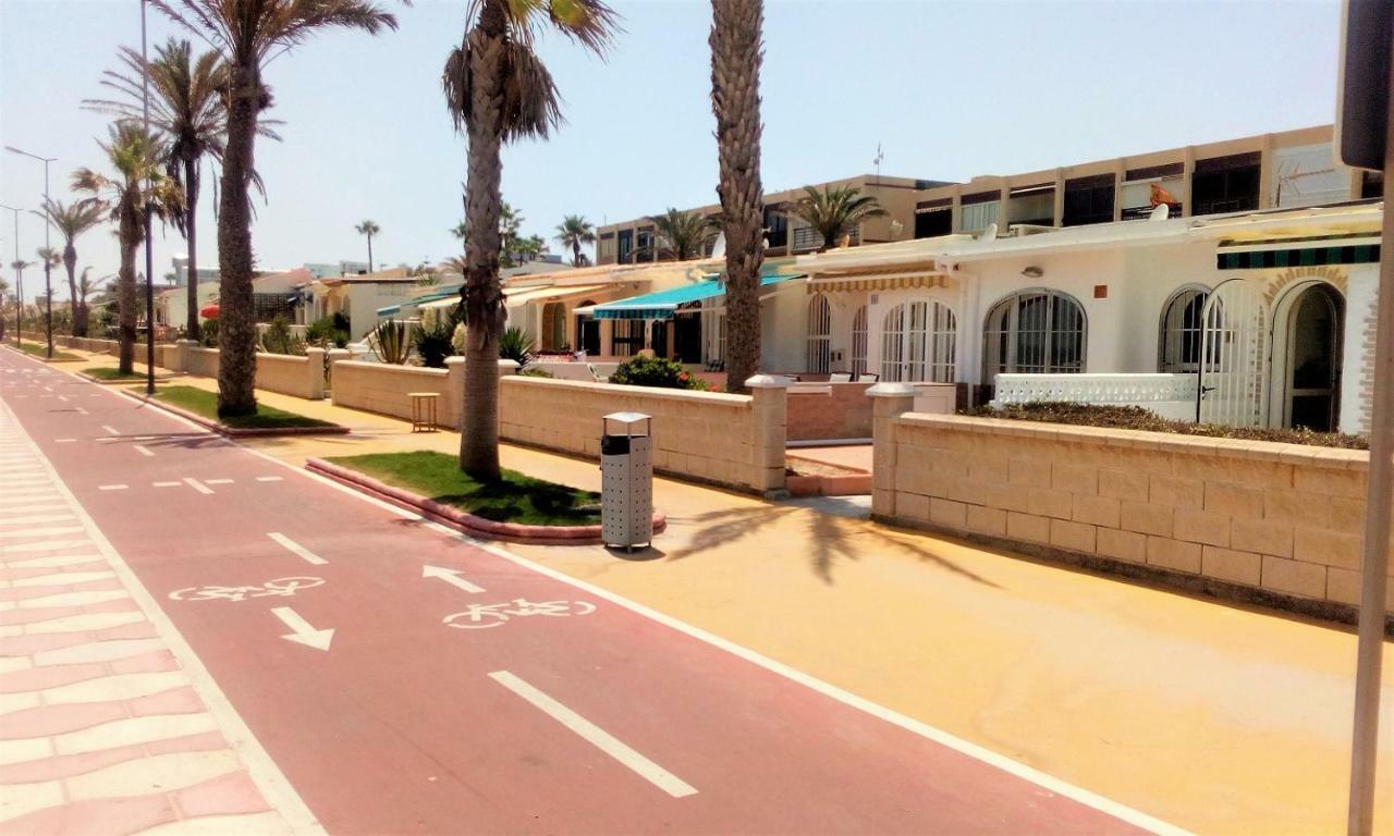Estudio Frente Al Mar Roquetas de Mar Dış mekan fotoğraf