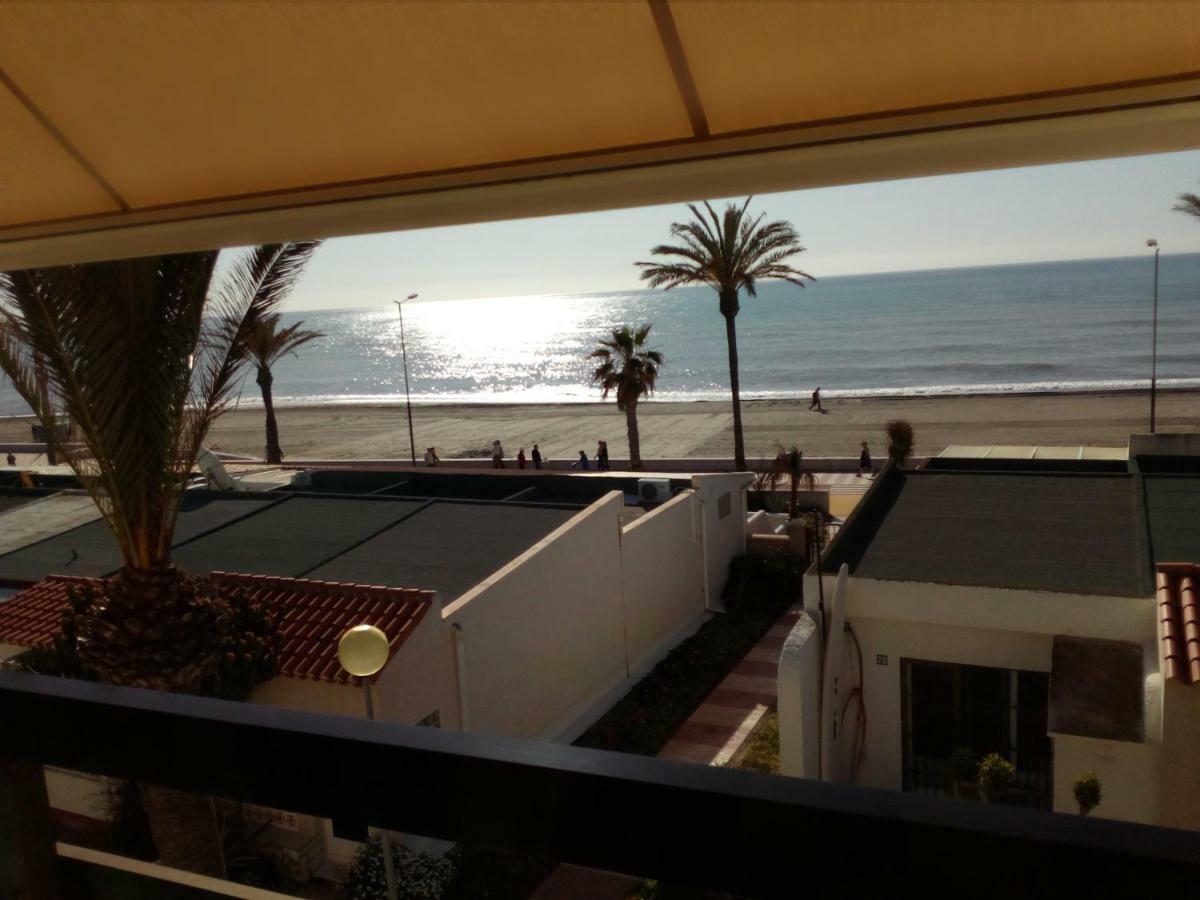 Estudio Frente Al Mar Roquetas de Mar Dış mekan fotoğraf